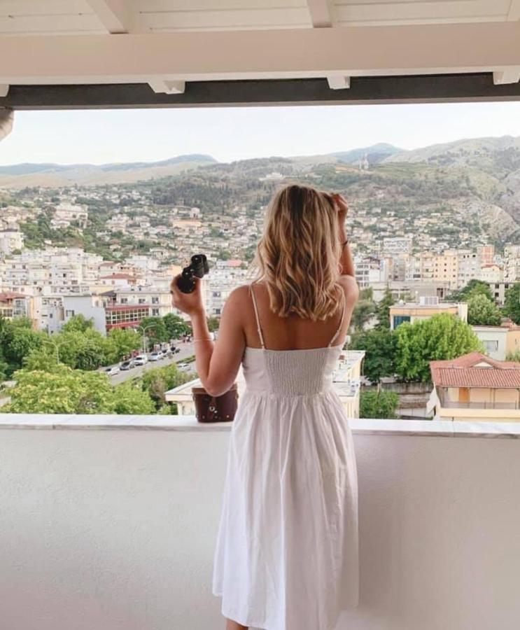 Novi'S Luxury Apartment 1 Gjirokastër Eksteriør billede