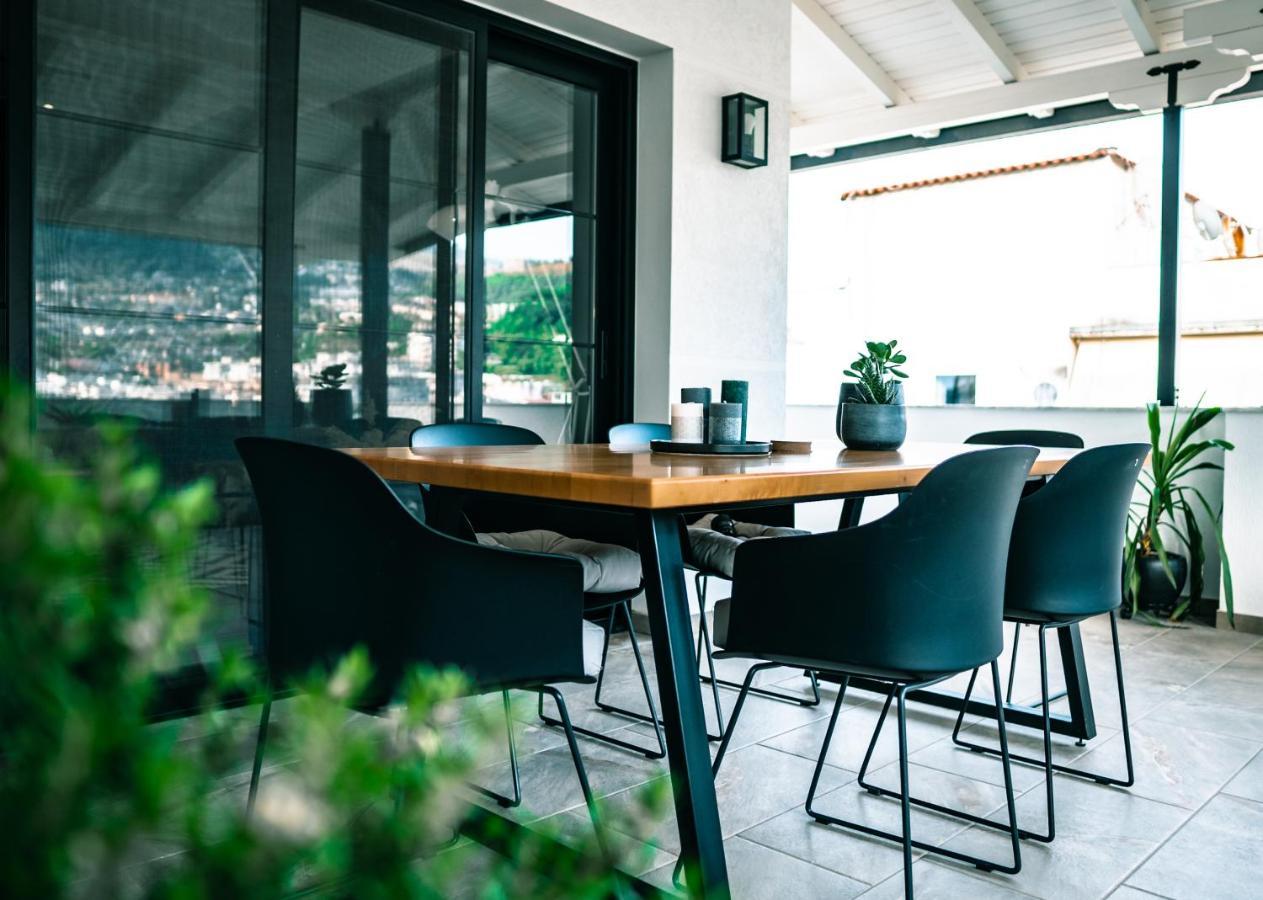 Novi'S Luxury Apartment 1 Gjirokastër Eksteriør billede